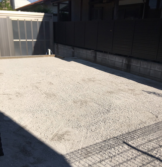 庭のリフォーム工事 人工芝張り