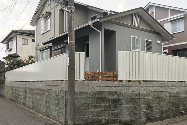 植栽伐採抜根作業から目隠しフェンス施工